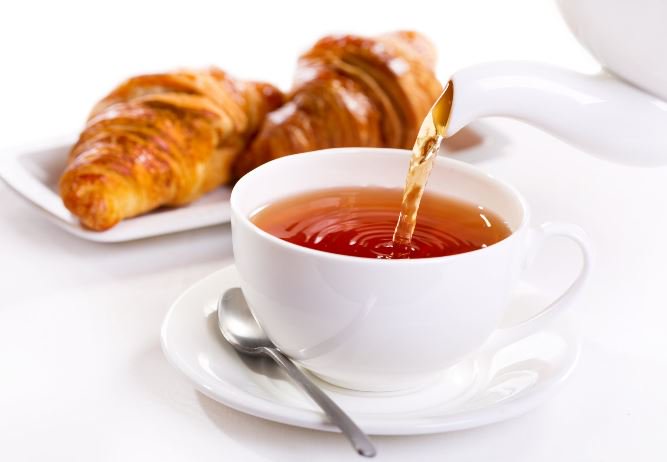 TwoKingsVE's tweet photo. #GoodMorning #twitterworldwide it's #SundayMorning as promised, I'm up early taking pics to upload later. Having a cuppa/croissant #work. https://t.co/7TnTrFyoCR