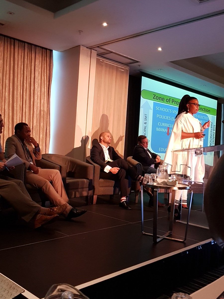 abengtsonmali's tweet photo. #EMASA2017 @gailchat . Ms Diamond. James Ndlebe. Chinezi Chijioke.  Enzo Scarcello. Our esteemed speakers for the last day of conference . https://t.co/CZSzdSCaA9