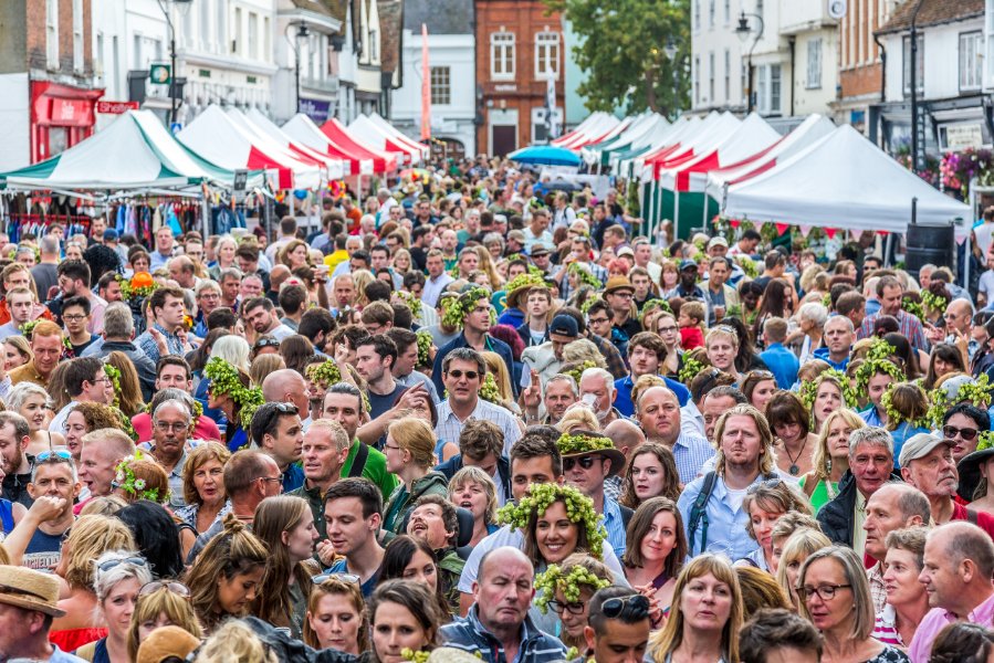 Faversham @hopfestival back again today! For visitor information, visit the website:
buff.ly/2wuLUPo
