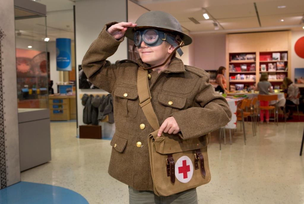 TheCardiffStory's tweet photo. Last day of the summer holidays today (booo!) ☹
...But last chance for fun at the museum (yay!) ☺ https://t.co/0vit04GRy2