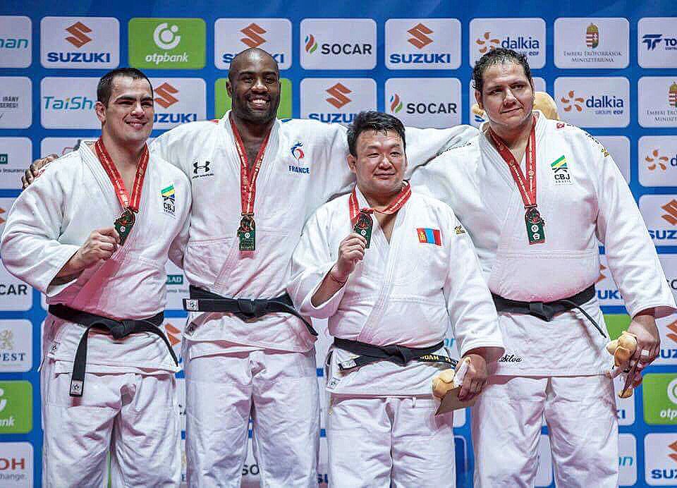 Найдвар алддаггүй Найдангийн Түвшинбаяр эв нэгдлийн гэрэлт оч!