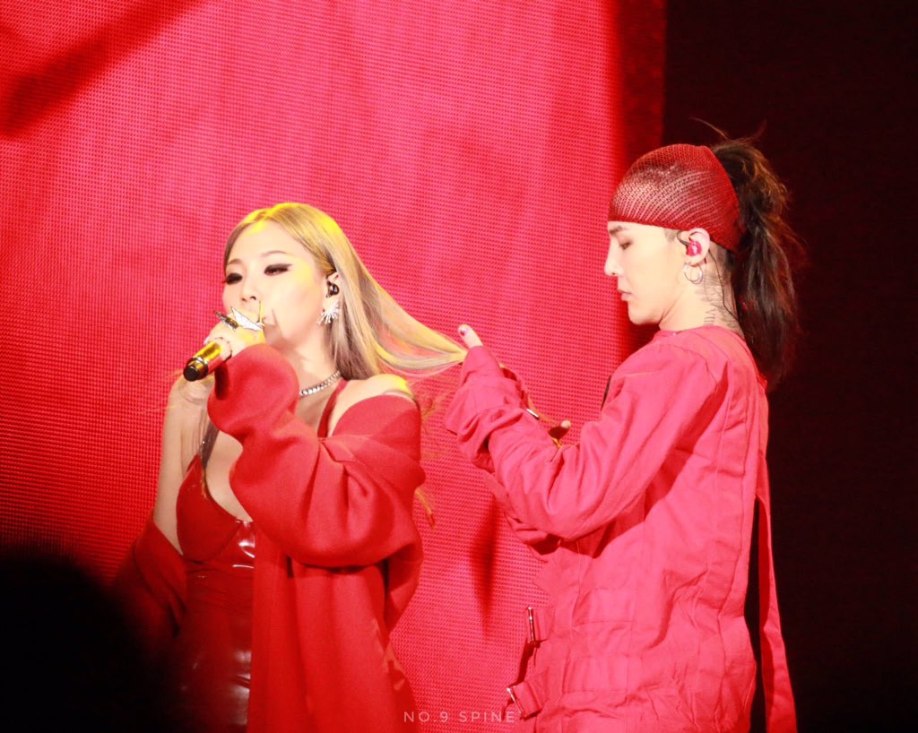 MiracleDoe's tweet photo. CL for R.O.D &amp; The Leaders
Dara for Hello &amp; Missing You
All we need is Bom for Black. https://t.co/29owu2w9RT