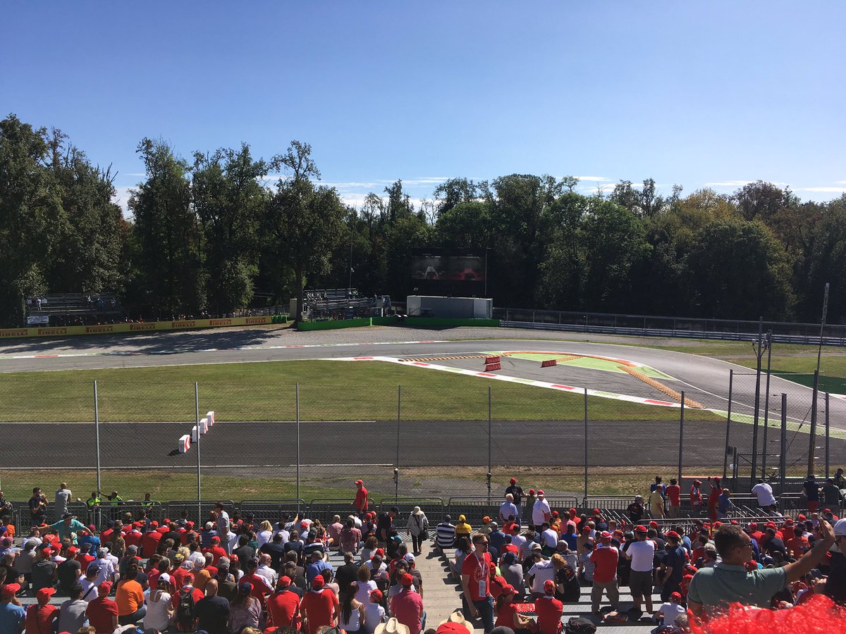 senne_cools's tweet photo. 1 ticket to sell for #ItalianGP  #Formula1 #F1 #monza due to sickness. Photo is taken from the spot. Pm if interested. https://t.co/a41ZIhz65q