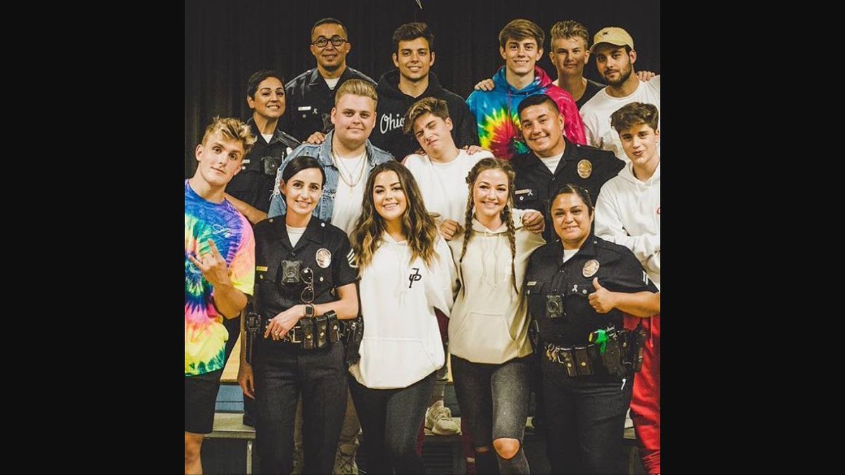 team10FanPage's tweet photo. @jakepaul @TheNickCrompton @martinez_tw1ns @emartineeez @imartinezp_ @ImChanceSuttons @chadtepper10 @ImTessaBrooks @erikacostell #jakepauler https://t.co/zx75p96XKK