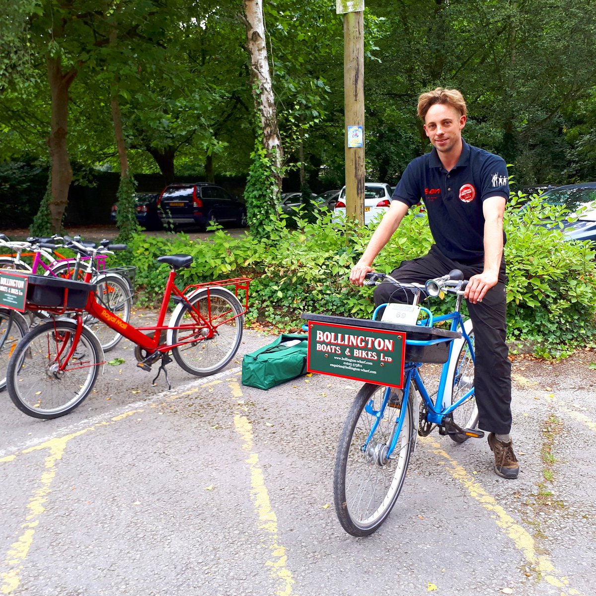 BBoatsandBikes's tweet photo. On yer bike! Jason setting off to take part in the #BollingtonBikeFest 20km route #BollyBikes #no69 #bollington
#bollingtonbikefest2017 https://t.co/dgc90guaQL