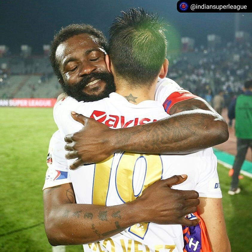 HighlanderB8's tweet photo. Brotherhood! 🤗
#NEUFCFans #HeroISL #LetsFootball #NEUFC #Nico #Zokora #ISL2016 @IndSuperLeague @NEUtdFC https://t.co/WWg1VTY2EL