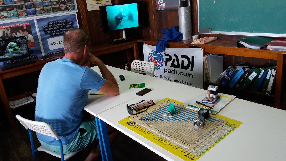DigalanDiver's tweet photo. Here Hans from The Netherlands so happy after conclusion of the @PADI #OWD and @PADI #NitroxSpecialty. Well done! @ScubaCaribe - Cape Verde. https://t.co/GBXiAYCWpf