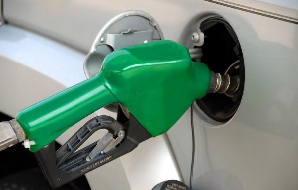 eNCA's tweet photo. eNCA | Petrol price to rise by 67c/l from September 6 https://t.co/3LHFrthoMZ https://t.co/EXRtxkepVi