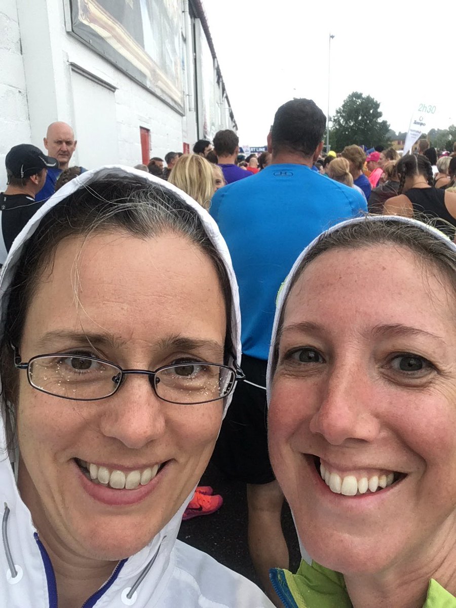 sjugdev's tweet photo. At the starting line @NewSwindonHalf #mysummergoal https://t.co/agBylUxgMJ