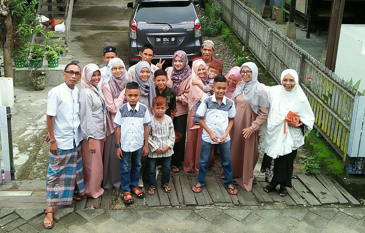 Uwieesztt's tweet photo. Selamat Hari Raya Idul Adha
Mohon Maaf Lahir & Batin๐๐
#MyFamilyMyTeam #MFMT #SulSel #iduladha #rappang https://t.co/2EPCfTJyjA