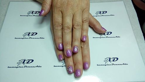 ParrucchieriAda's tweet photo. °°Semipermanente color Glicine , punti luce e nail art  ID PARRUCCHIERI TORREGROTTA °°°°Visita il nostro sito: https://t.co/s5imMPh0o1 https://t.co/kelulTjTkE