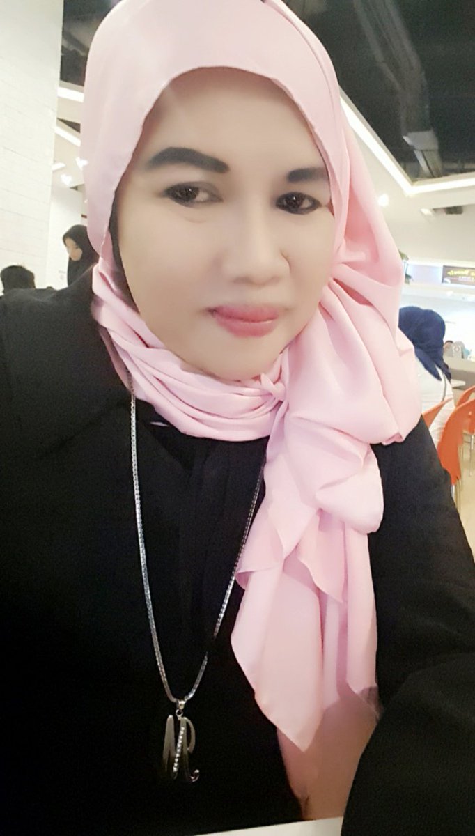 AslamiaMi's tweet photo. Dgn senyuman semua dpt terlupa https://t.co/e7dY0xUXEC