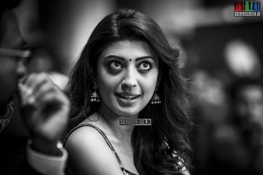 karthickvayne's tweet photo. @UdayaTV @PranithaSFC @pranitasubhash @siima 😍😍😍 https://t.co/Vv79vaCbsX