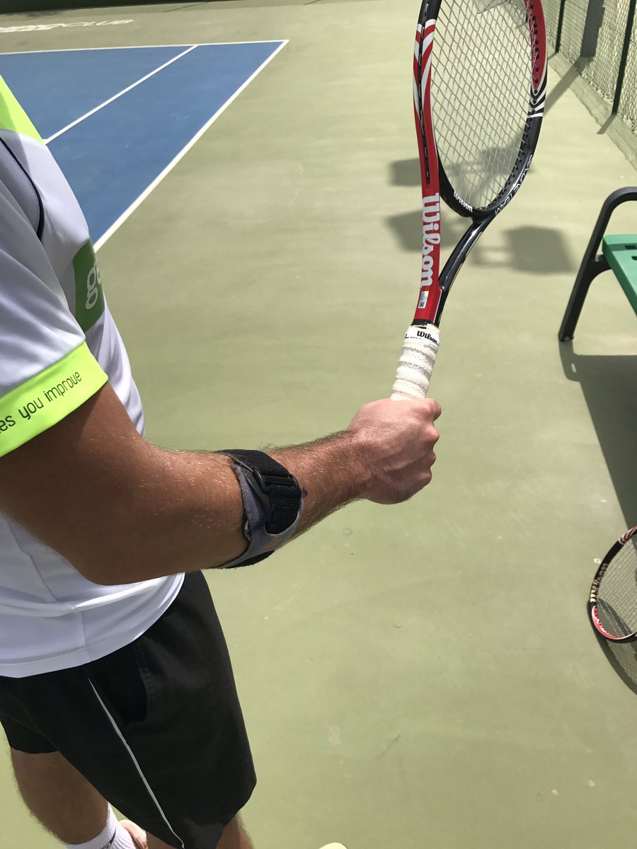 Epicondilitis o codo del tenista🎾. De las pocas patologías con ambos nombres incorrectos.Hoy escribo acerca de ella: wp.me/p94TJL-1o1
