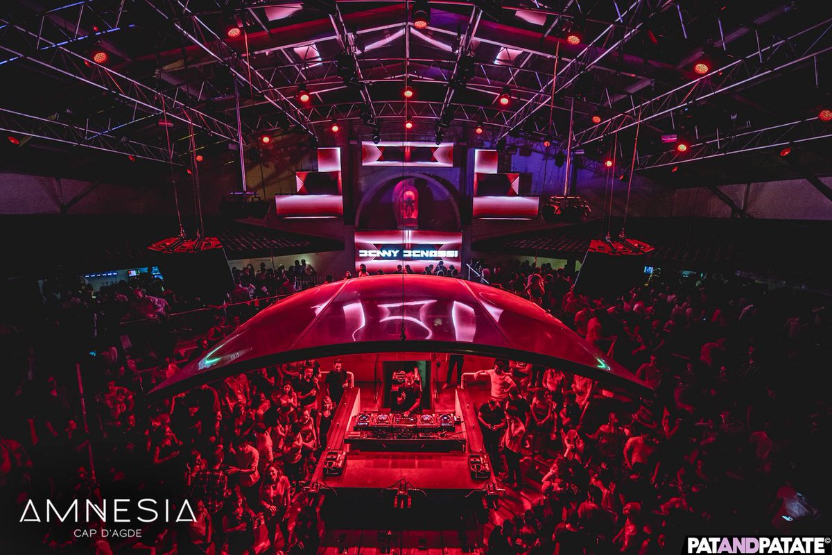 Bahuaud44's tweet photo. @BennyBenassi // warm up by @ceeryldj // @amnesiacap 2017 https://t.co/G35i9rQqxN
