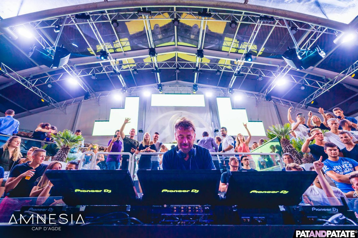 Bahuaud44's tweet photo. @BennyBenassi // warm up by @ceeryldj // @amnesiacap 2017 https://t.co/G35i9rQqxN