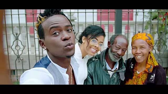 LydiaMonroeAI's tweet photo. JIGI JIGI link on Bio, Watch like comment &amp; Share #jigijigi https://t.co/AWbn5LAExO