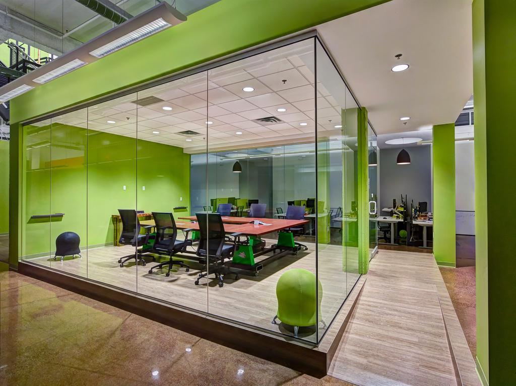 OfficeGoals's tweet photo. Irish Titan in Minneapolis, MN https://t.co/Nn2ApIVMnV