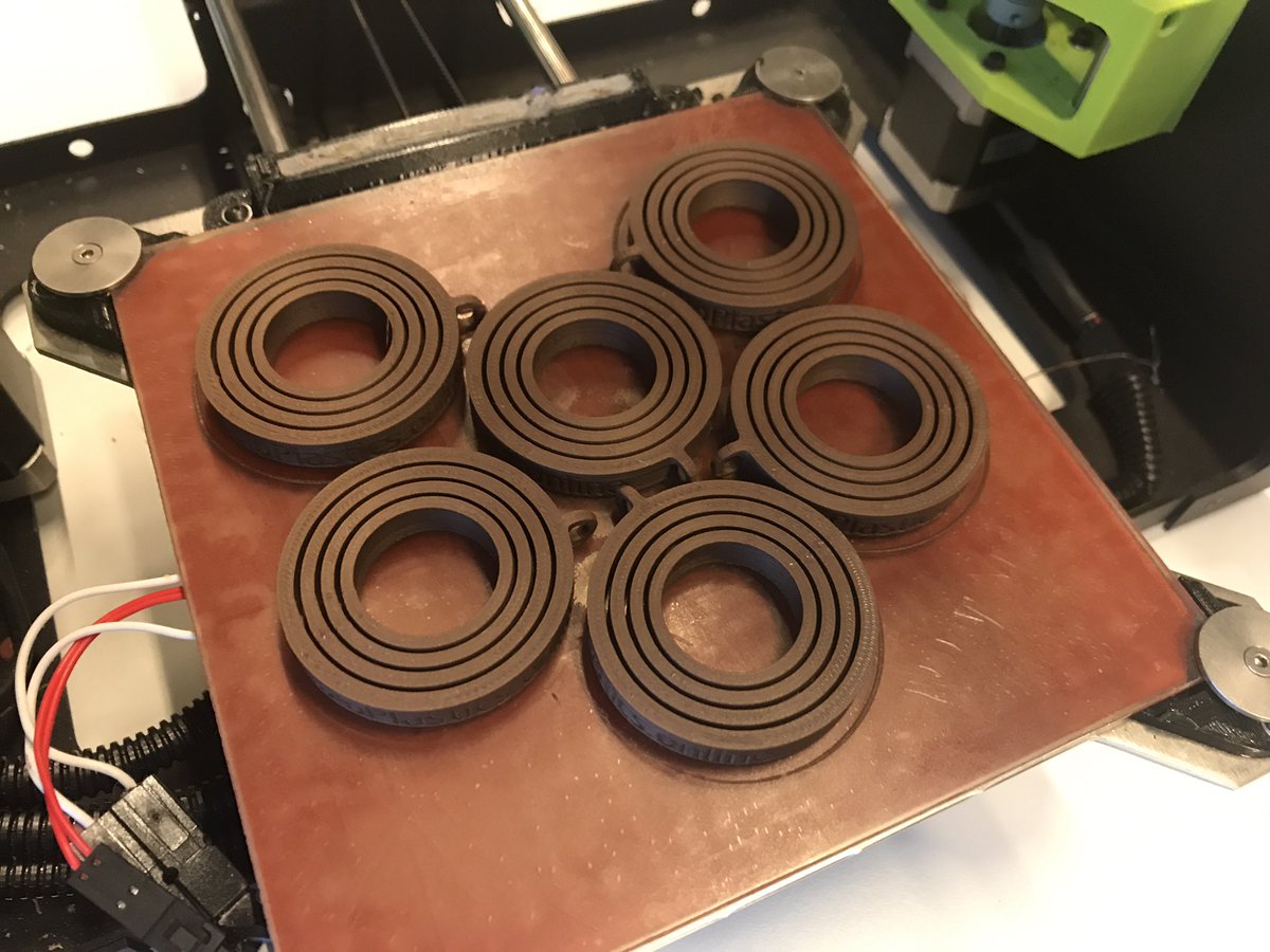 ColorFabb's tweet photo. Here's an outstanding material / hardware combination. @lulzbot3D #mini @ColorFabb #corkfill https://t.co/JbqPNfX80B