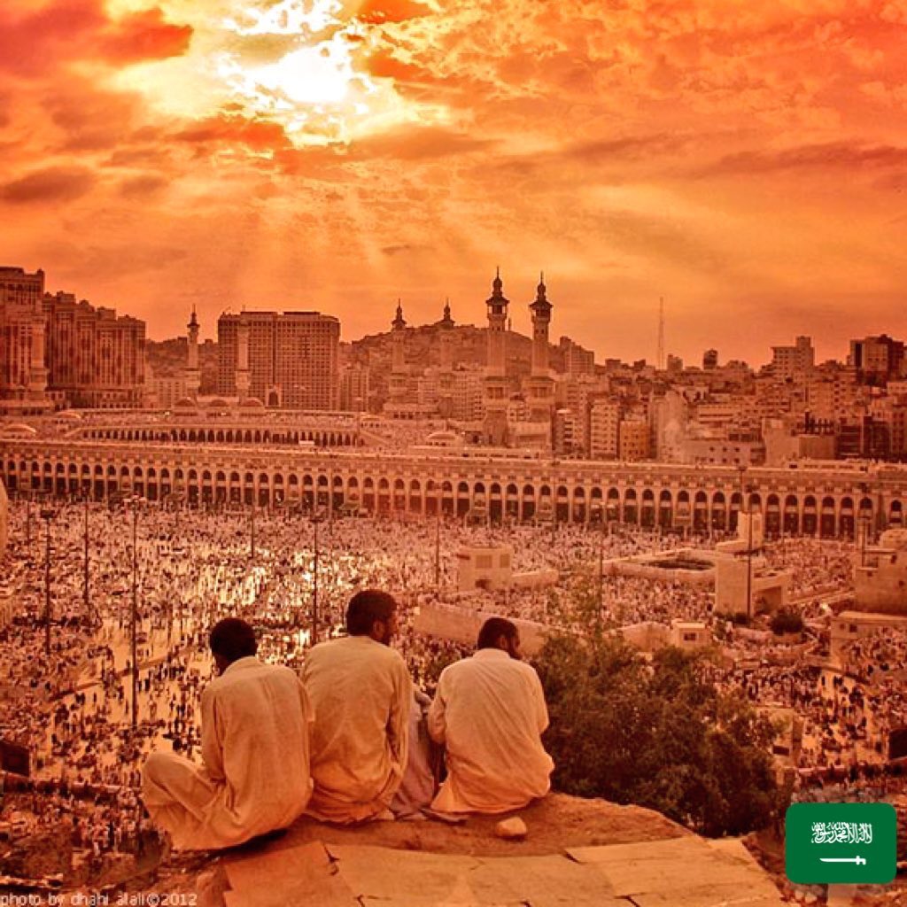 rakananazi's tweet photo. اللهم لك الحمد على #نجاح_موسم_الحج وأبارك لمولاي #خادم_الحرمين_الشريفين ولسمو #ولي_عهده ولجميع من شارك ومره أخرى #السعودية_ترحب_العالم https://t.co/BZdnSmCemu