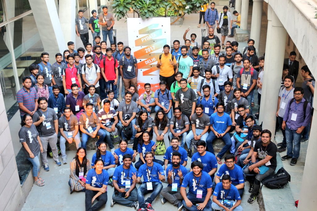 PyDataDelhi's tweet photo. .. and PyData Delhi 2017 is a wrap! See you all next year - thanks for coming. Hope you all had fun and learned something π€π #PyDataDelhi17 https://t.co/p44BKhy17q