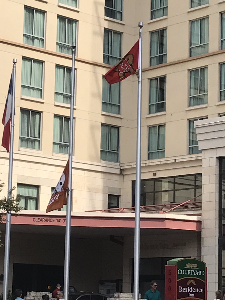 BradHeise24's tweet photo. @notthefakeSVP @MarkDoherty7 @CoachDurkin @TerpsFootball We've officially sucked the life out of Austin #HalfMast #RIPBevo #HookedDemHorns https://t.co/AAjpSoZYrC