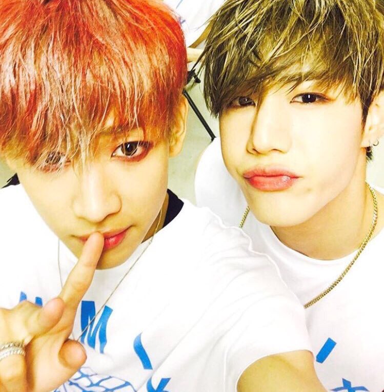 moszseed's tweet photo. แคปชั่นอวยพรมาร์คฮยอง
2014..HBD Mark
2015..ma man MT
2016..always take care of me
2017..love you as always
❤️💚🐊🐍
#MarkBam #HappyMarkTuanDay https://t.co/09wMvnUYsE