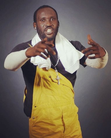 moyasa_ke's tweet photo. COMEDY ON ANOTHER LEVEL~ This man @Magazine254 will definitely make your ribs crack😂. His style is unique &amp; makes him stand out. #TRHK 👊 https://t.co/khmsBQEghF