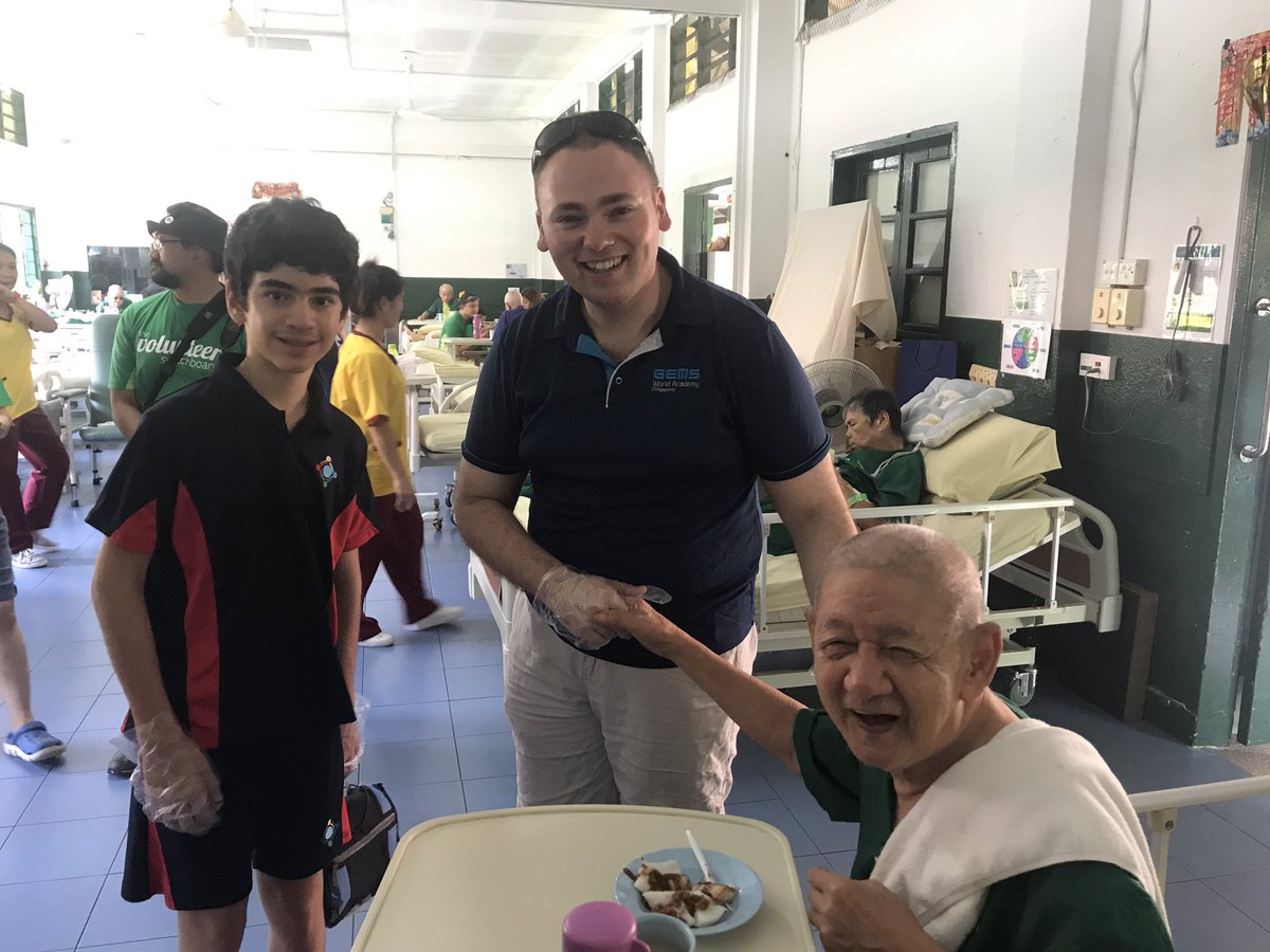 raelei520's tweet photo. Another heartwarming volunteer experience with GEMS students #gemsinspire https://t.co/yM4i5fJLxM