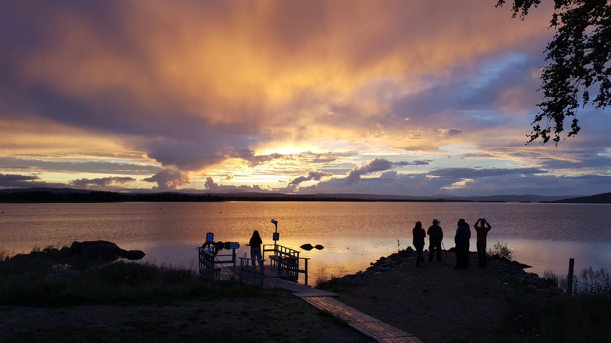 DrTashaFerguson's tweet photo. The #Inaridig team at sunset #Lapland @SuzieThomasHY @DrIainBanks @DarkLapland @mmpeuram @oulaseitsonen https://t.co/9jQnzOlFsQ