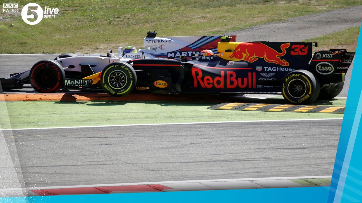 5liveSport's tweet photo. "What was he doing?!"
Max Verstappen suffers a puncture after making contact with Felipe Massa.
https://t.co/8Pqec7qjeM
#ItalianGP https://t.co/lqNfHOdiLe