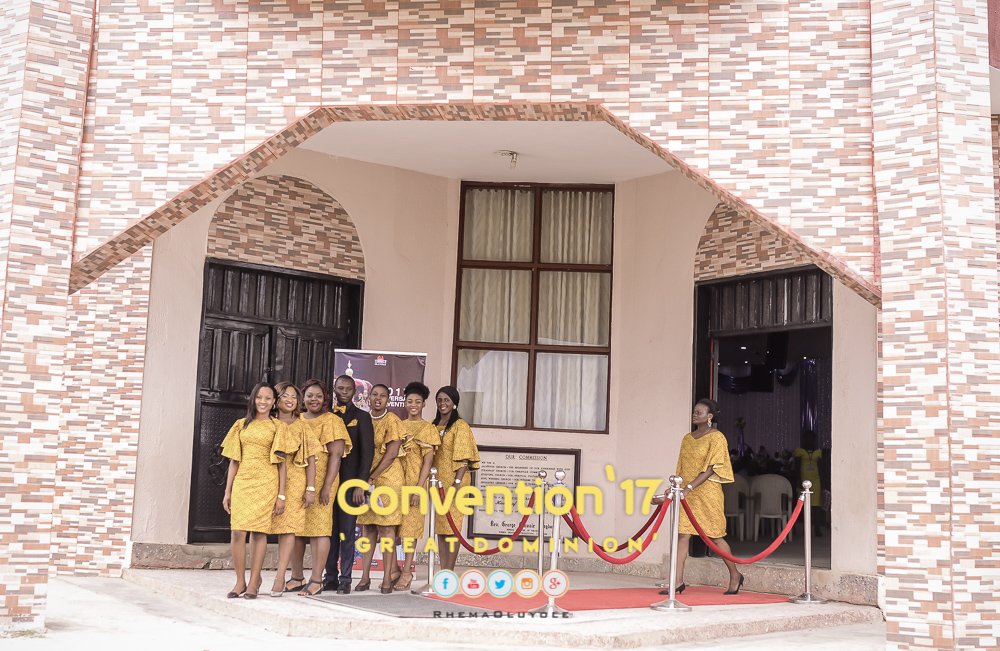 rhemaoluyole's tweet photo. Our "Meeters And Greeters" looking all radiant and beautiful at #RCICOluyole #2017Convention #GrandFinale https://t.co/N7ePIu3wgH