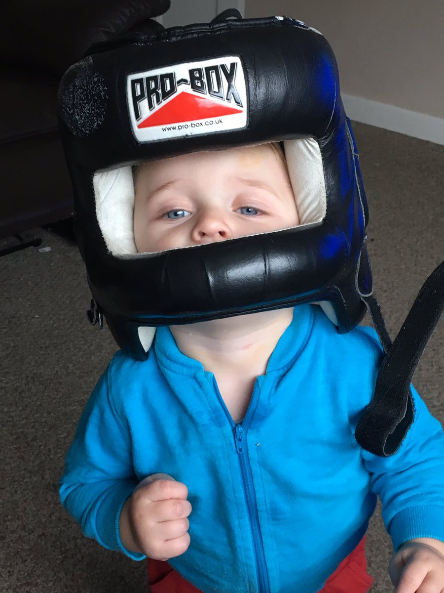 Donny_The_1's tweet photo. Starting him early! Got the the next gen hammer hands! 🤷🏽‍♂️👊🏼 https://t.co/Xr2j2EhtXd
