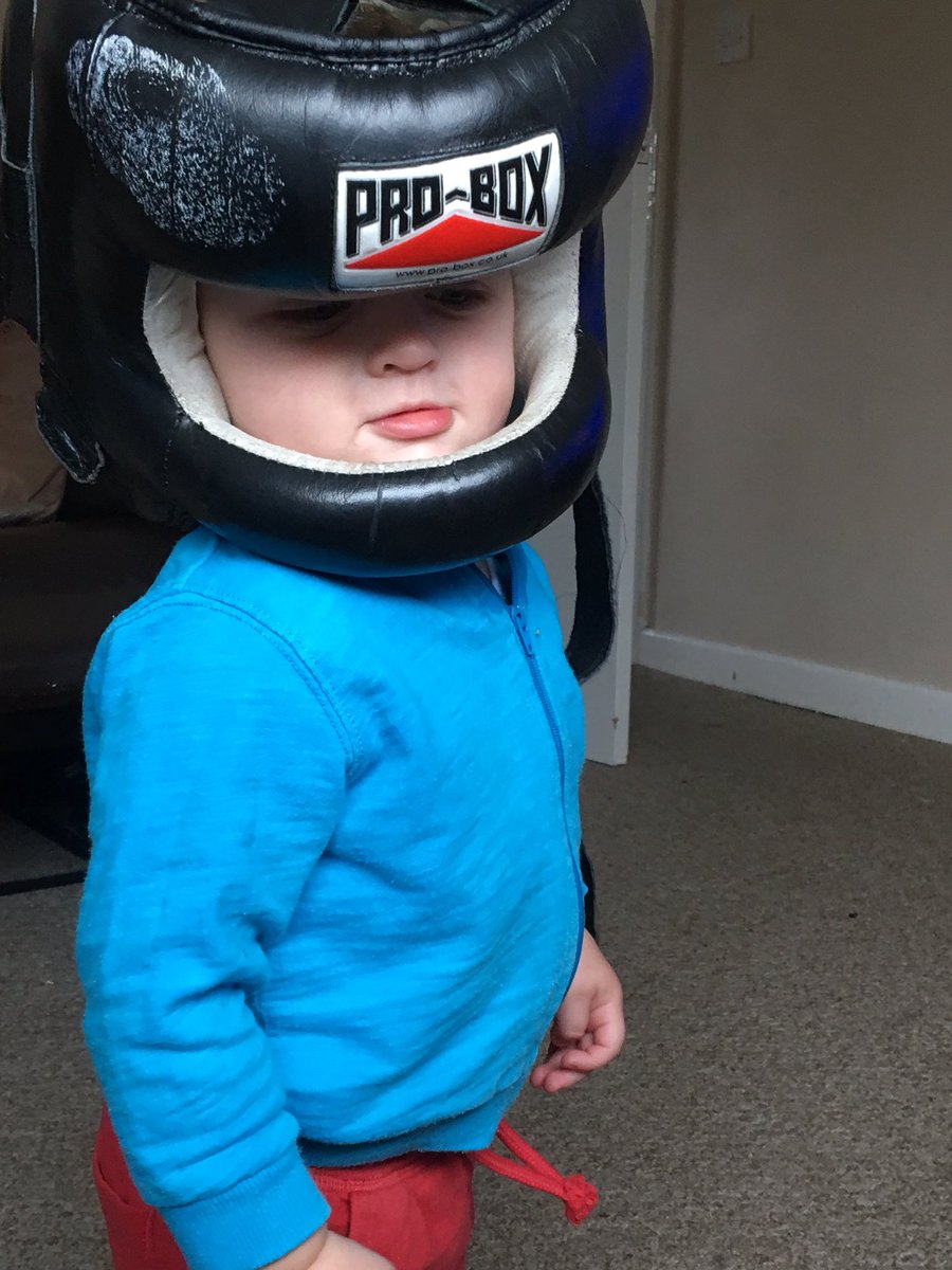 Donny_The_1's tweet photo. Starting him early! Got the the next gen hammer hands! 🤷🏽‍♂️👊🏼 https://t.co/Xr2j2EhtXd