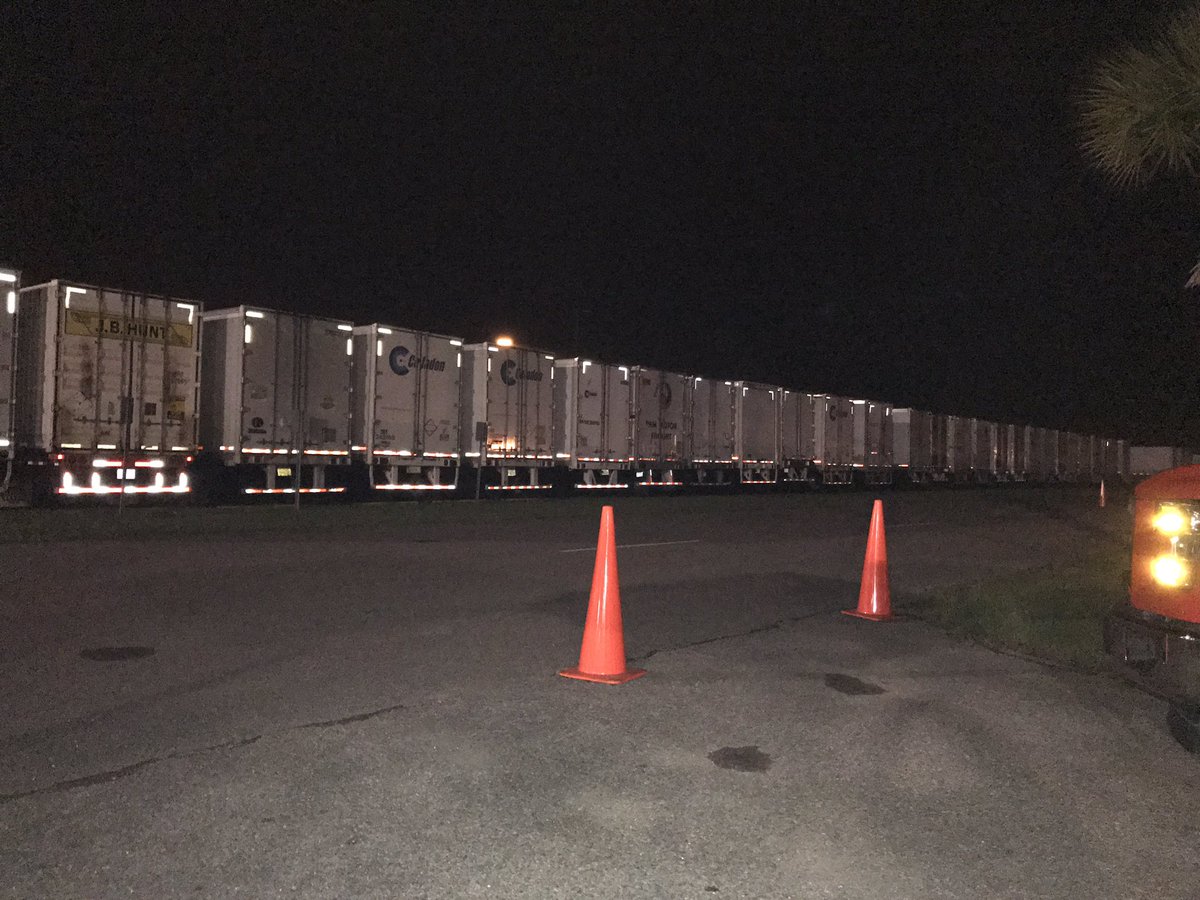 randy_chapin's tweet image. Checked in 95 trucks full of ice,water and meals for hurting Texans last night at the Ford center . Long night.