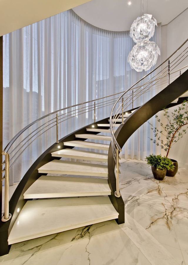 ideaofdecor's tweet photo. 🌟🌟 بعض اشكال لدرج داخلي مودرن🌟🌟
#أفكار_تصميم_ديكور
#بيت_العمر
#تصميم_داخلي
#ديكور https://t.co/ZAjUAOkLQh