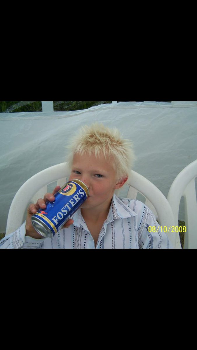 Big lad scoring goals <a href="/LiaamClaarke/">LC</a> #penguinsnextsexoffence