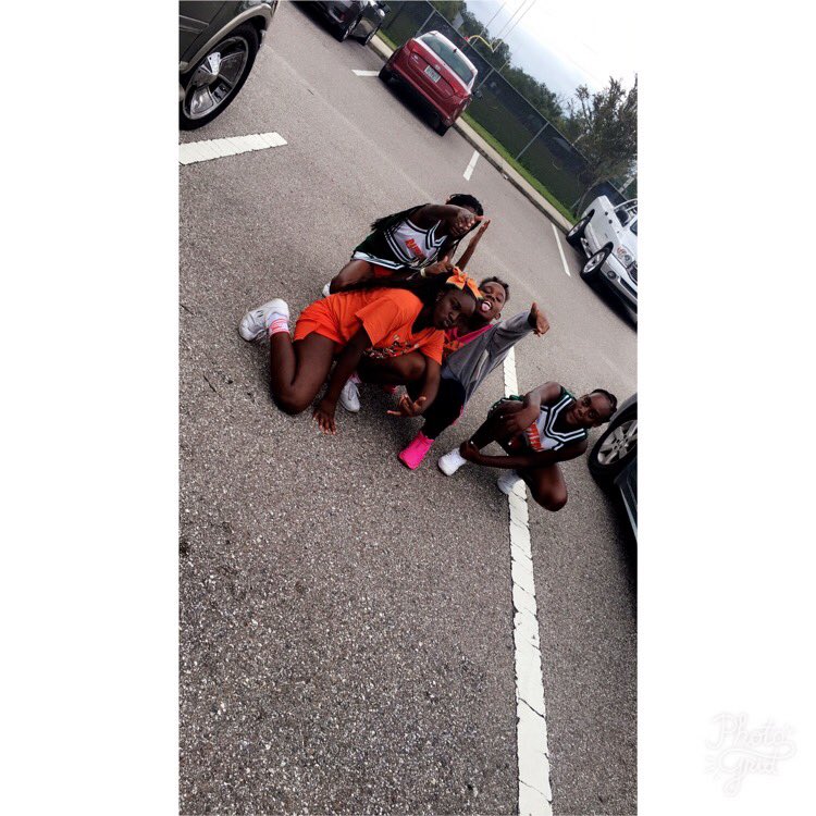ShawntiNeon_'s tweet photo. Gang Gang Lil bitch ππ€πΎπ #ongangbaby #domydance #letget retarded https://t.co/0j0VTwTGjF