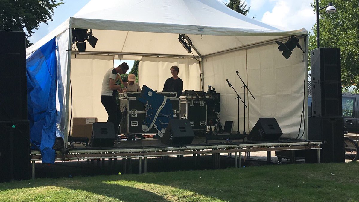 StadsfeestDTC's tweet photo. Intussen een superleuk jongerenprogramma in het Mark Tennantplantsoen! https://t.co/DMFqkW8ZrA