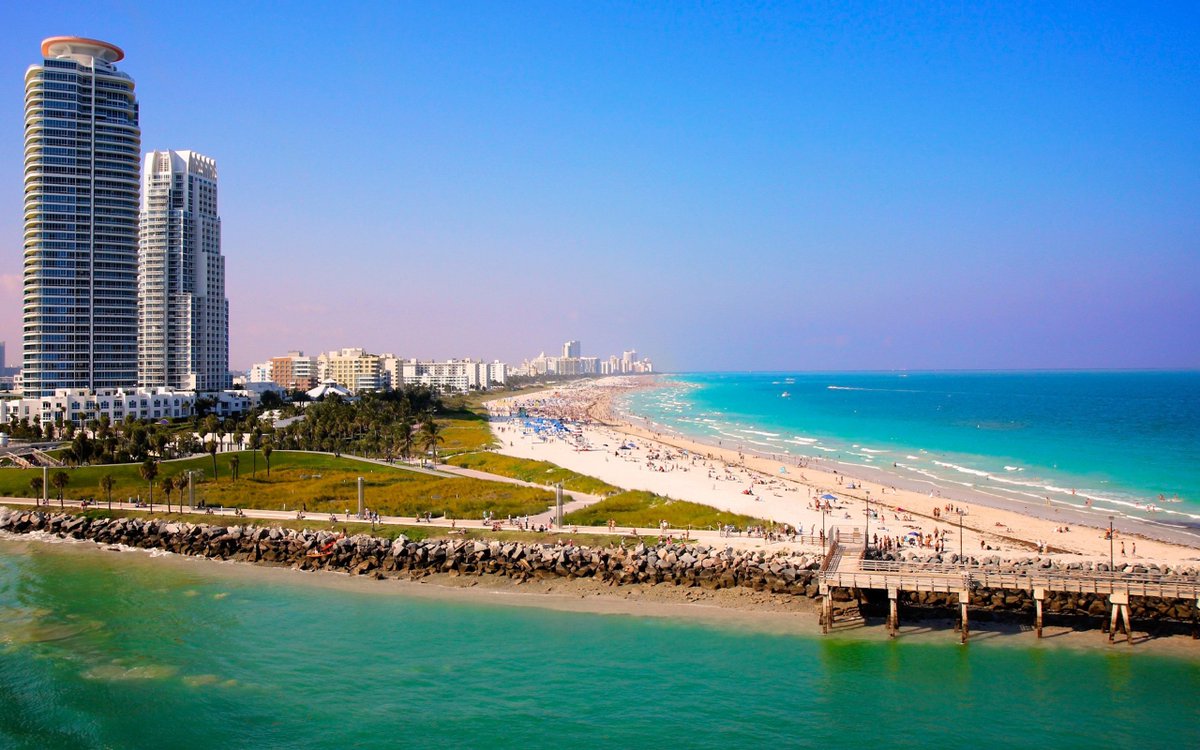 GMFEA_Miami's tweet photo. #SundayViews - Soak up your last couple weeks of summer! #gmfea #miami #miamievents #events #florida #soflo #southflorida #sofloevents https://t.co/EjpztmncgH