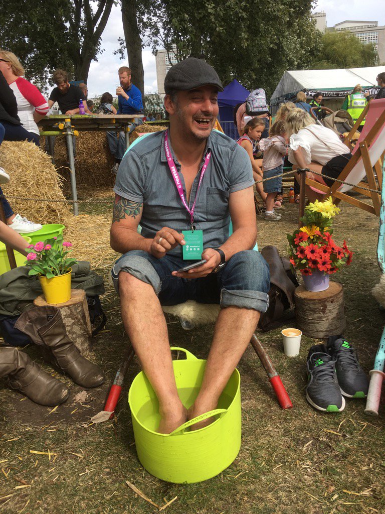 @FreedomFestHull Looking for your artistic director?