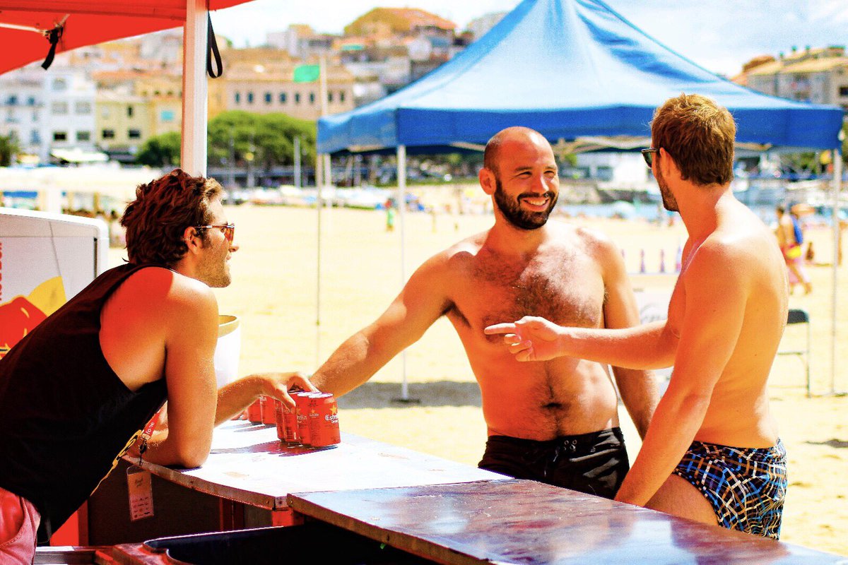 joel_wp_07's tweet photo. Moltes gracies a @dlpinedo #FelipePerrone , @AnniEspar_  @bea_ortiz i @ClaraEspar per venir al 1r #Beachpolo Palamos !!! https://t.co/VK1Gv8aJgD