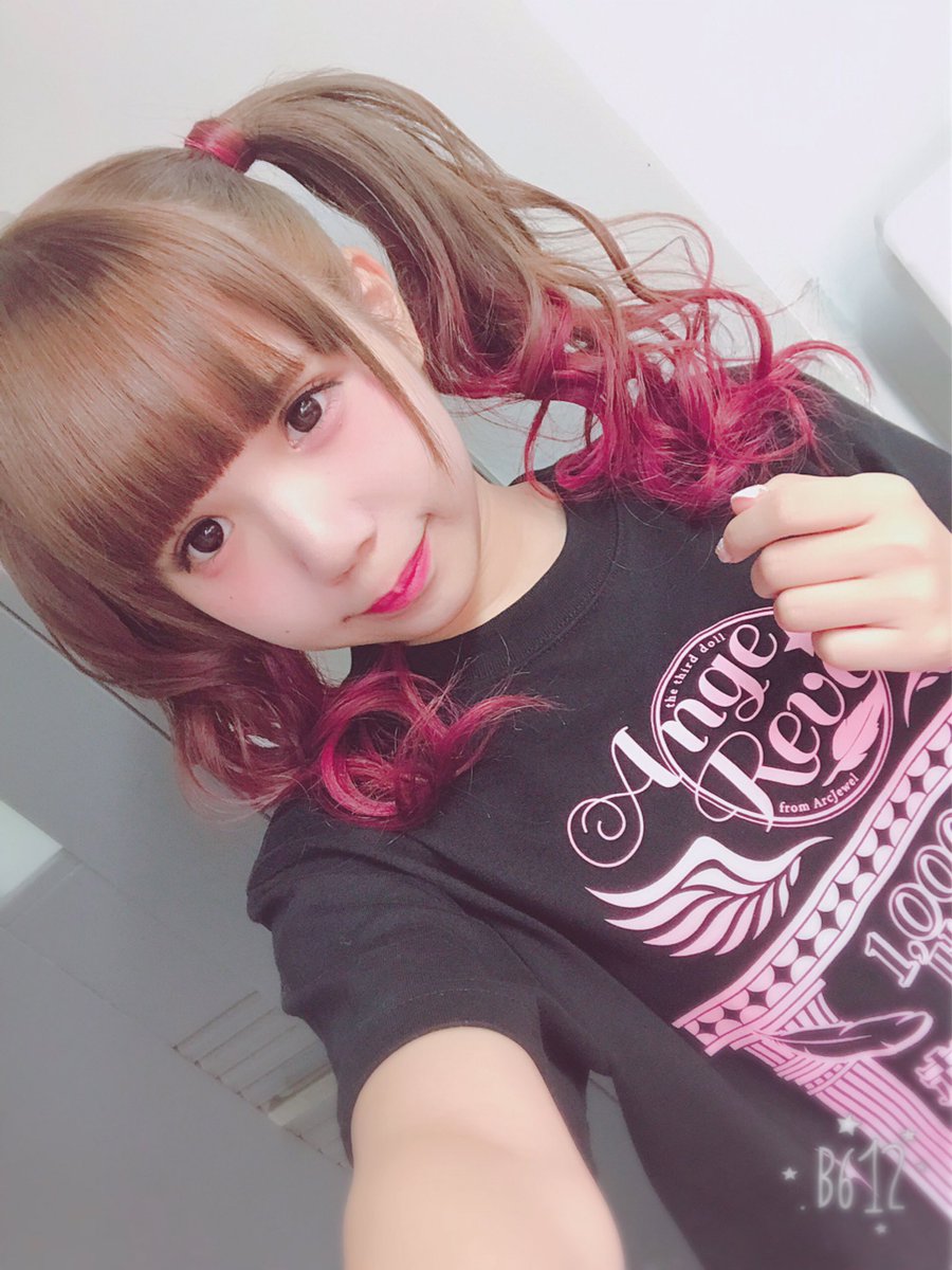 コブヘー なんとちびうさ意識のピンクでしたか ちびうさ好きですよー 特にスーパーセーラーちびムーンがいいです