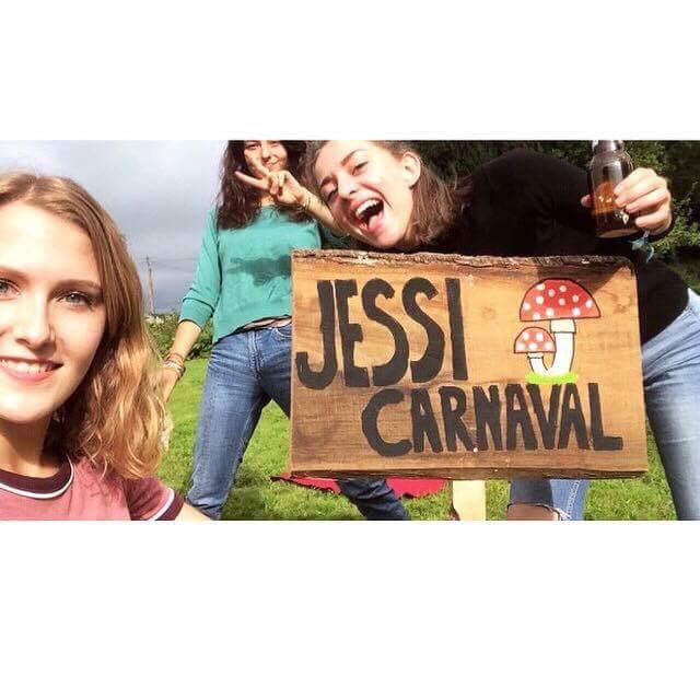Jessica_King0's tweet photo. Summer 2017 https://t.co/cbkcSKb8mZ