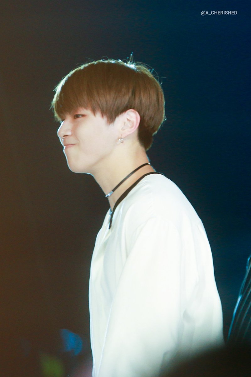 A_CHERISHED's tweet photo. 170903 #강다니엘
ㅜㅜ 애기같은 얼굴 넘 좋다구ㅠㅠ https://t.co/BUJc6YFzUO