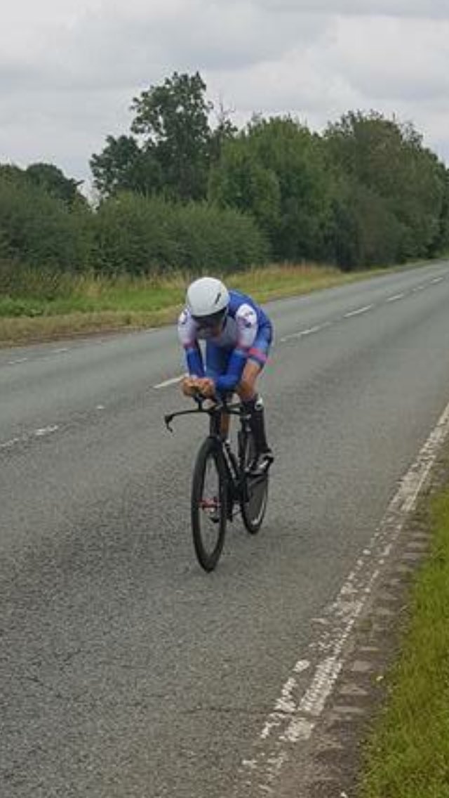 valowitz's tweet image. Course PB by 5 1/2 minutes and all time PB by 52 seconds on the A25/34 today. Chuffed! @TeamBottrill @GiantUK @endura @Pedalcover @HSSHire