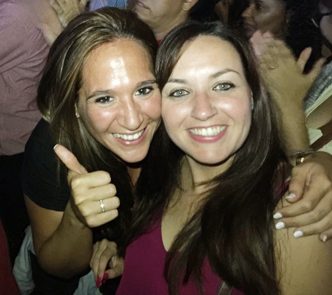 laieta_bo's tweet photo. Genial el concierto de @Chenoaoficial ayer en las fiestas de Santa Coloma!Sumando conciertos de Chenoa! @Patri_princess que bien lo pasamos😍 https://t.co/IES5vq1Pma