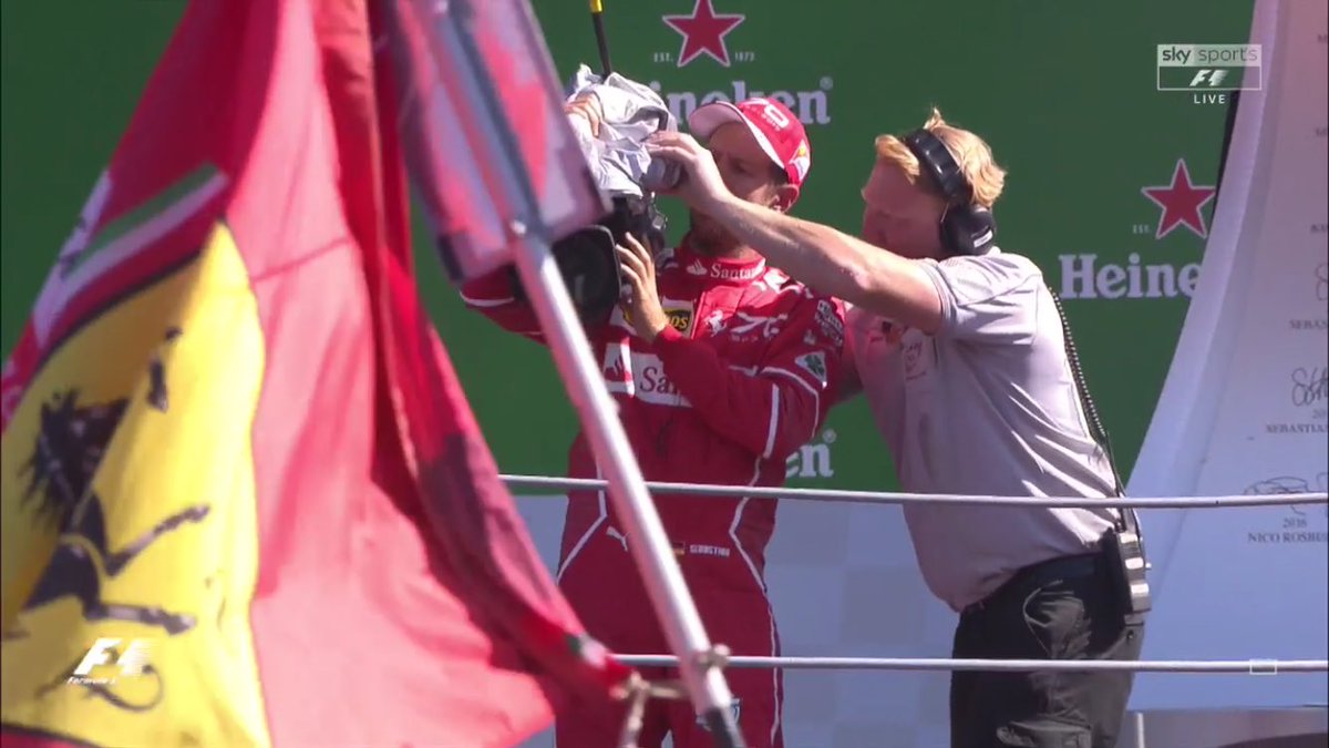racinghumour tweet picture