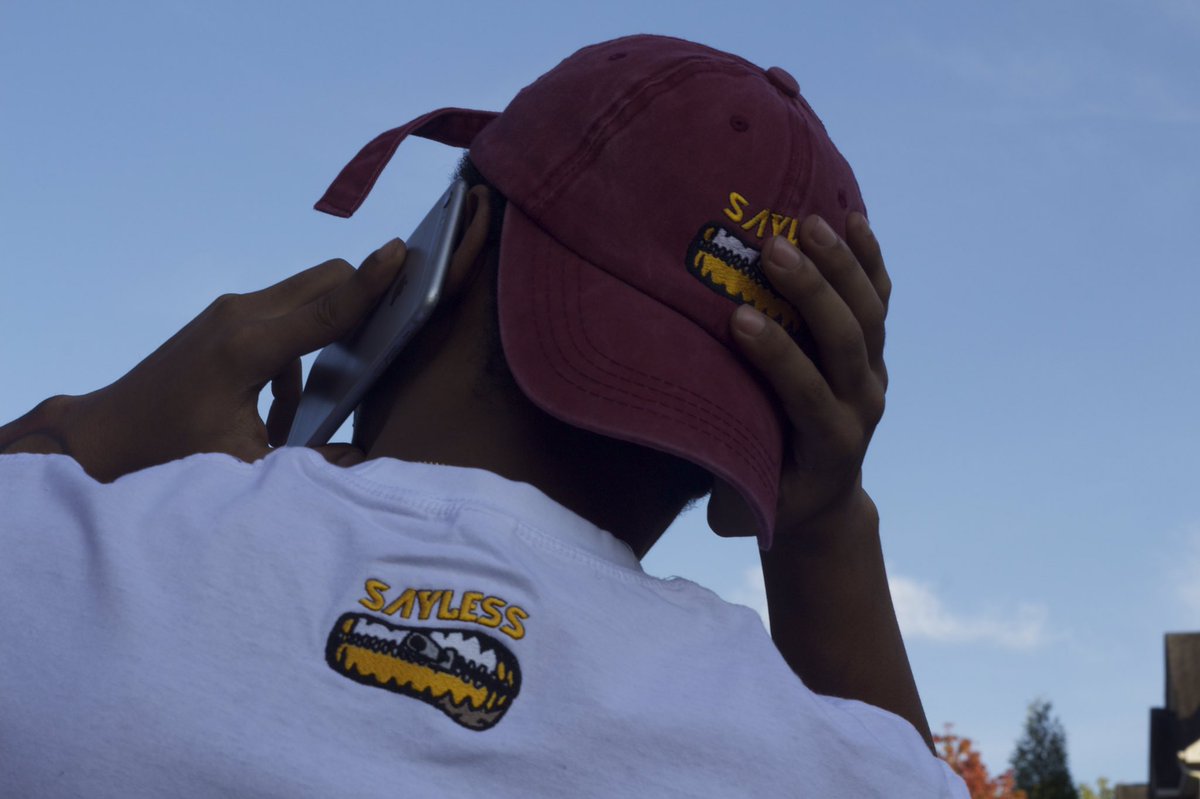 KEYSAYLESS's tweet photo. SAYLESS. 🤐💲 | @SaylessApparel https://t.co/KYfOOe4Syc