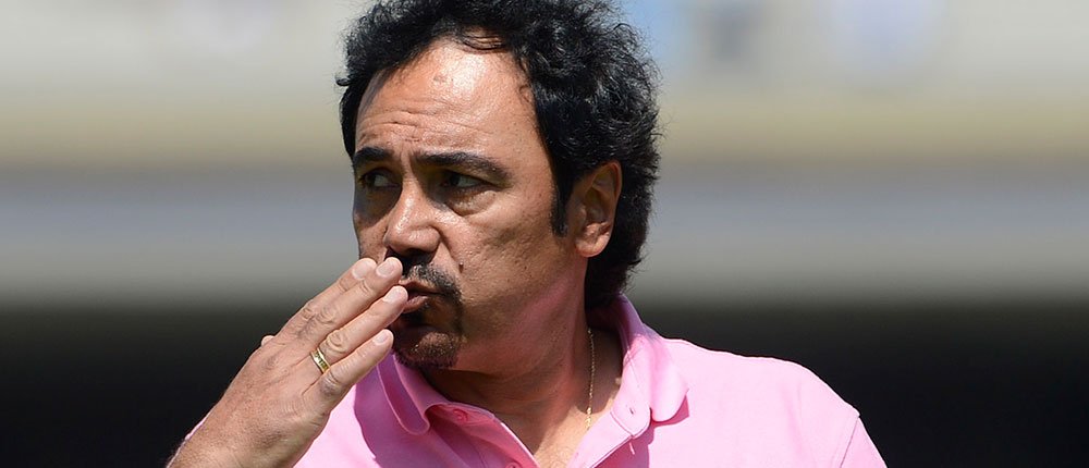 Pese a que se consiguió la calificación al Mundial, <a href="/hugosanchez_9/">Hugo Sánchez</a> pide la salida de Osorio.

¿Lo apoyas? 🤔🤔🤔 

goo.gl/HF1oS9